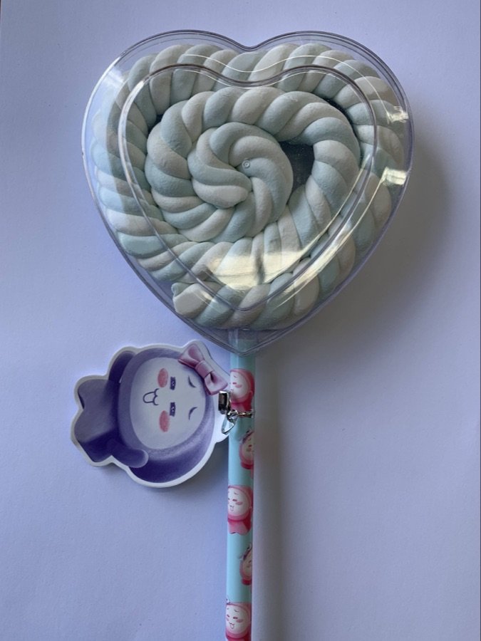 Marshmallow Lollipop Blue Heart 60g