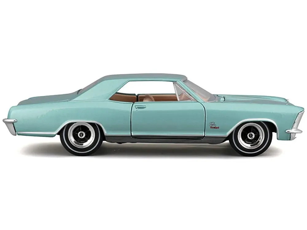 Maisto 1965 Buick Riviera Gran Sport 1:24 - Image 3