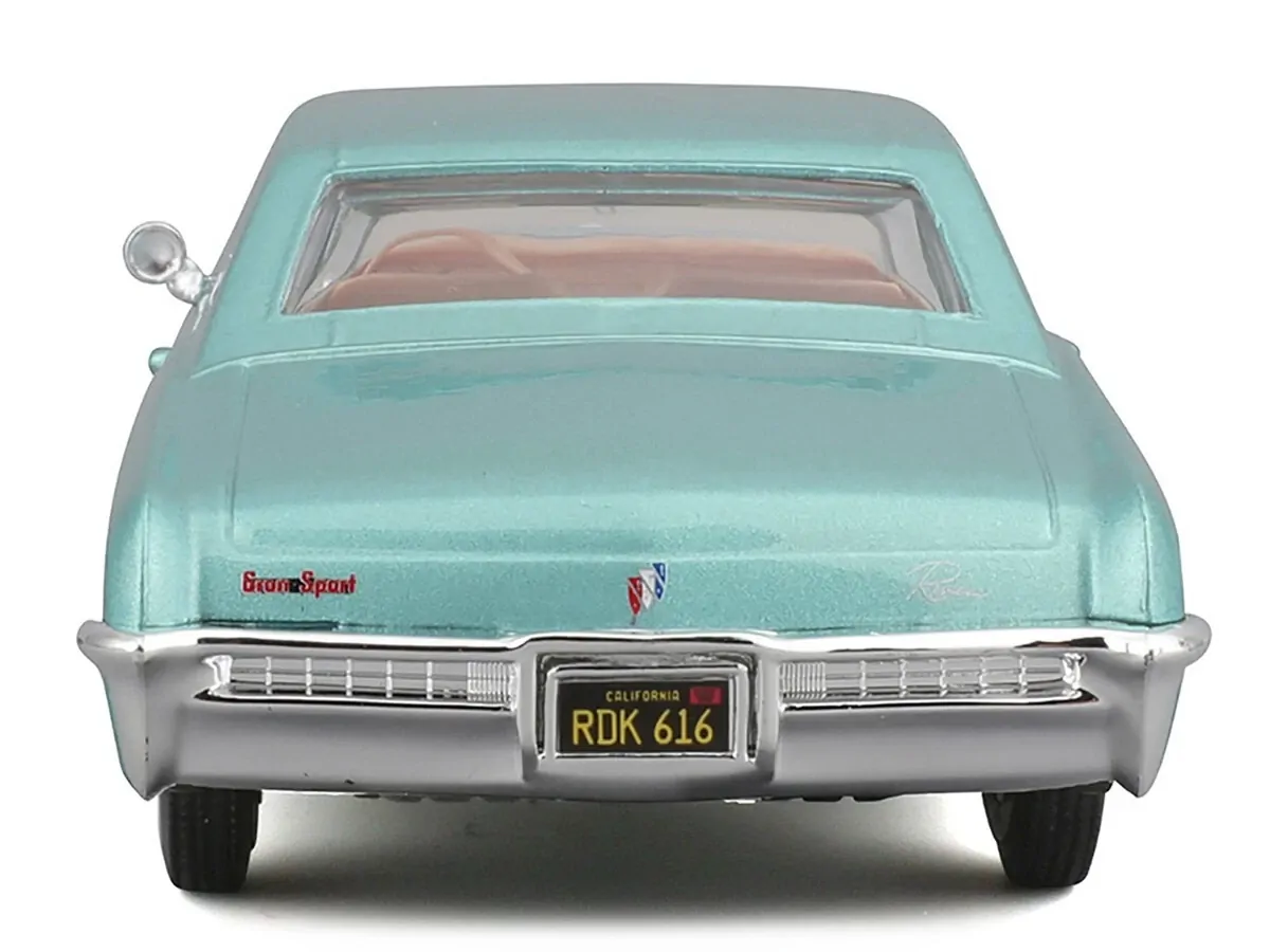 Maisto 1965 Buick Riviera Gran Sport 1:24 - Image 4