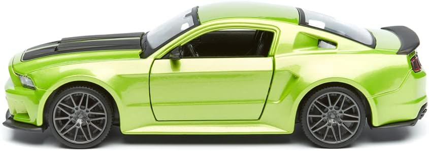 Maisto 2014 Ford Mustang Street Racer 1:24 - Image 3