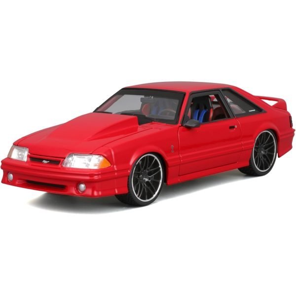 Maisto 1993 Ford Mustang SVT Cobra 1:24