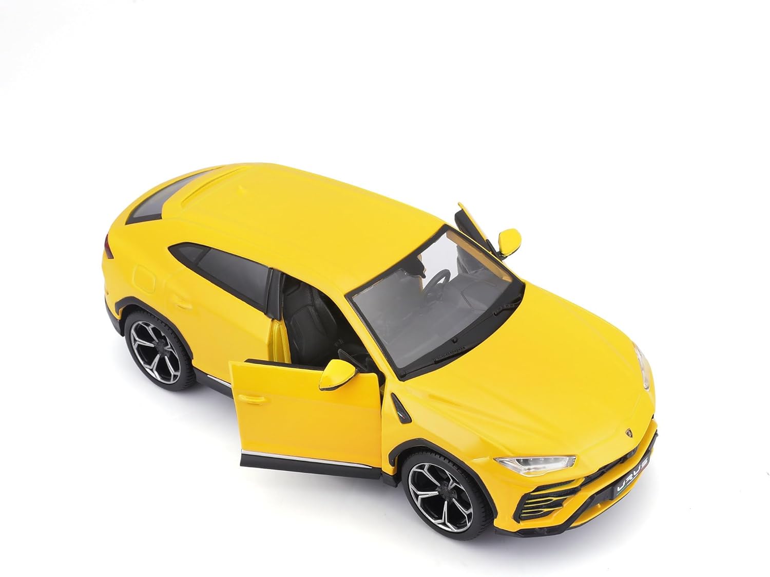 Maisto 2018 Lamborghini Urus SUV 1:24 - Image 3