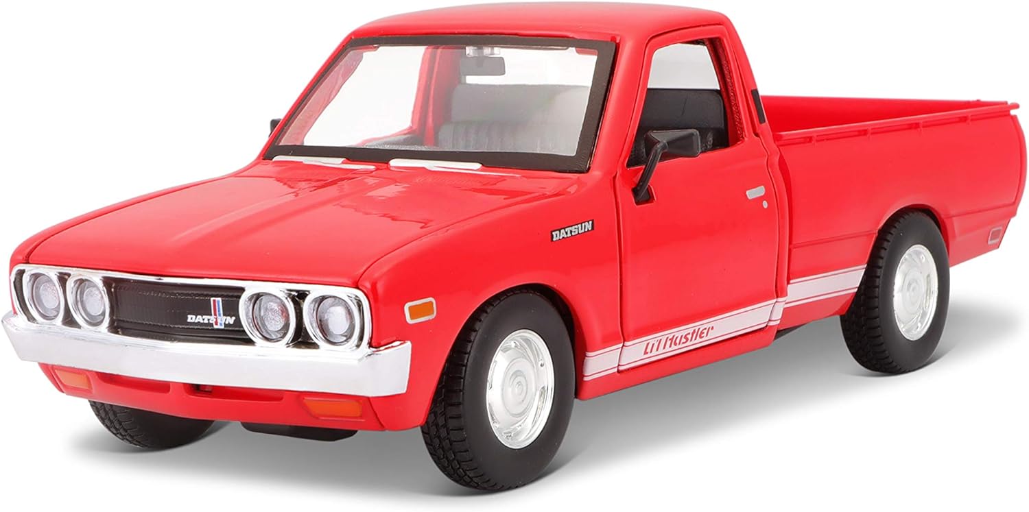 Maisto 1973 Datsun 620 Pickup 1:24