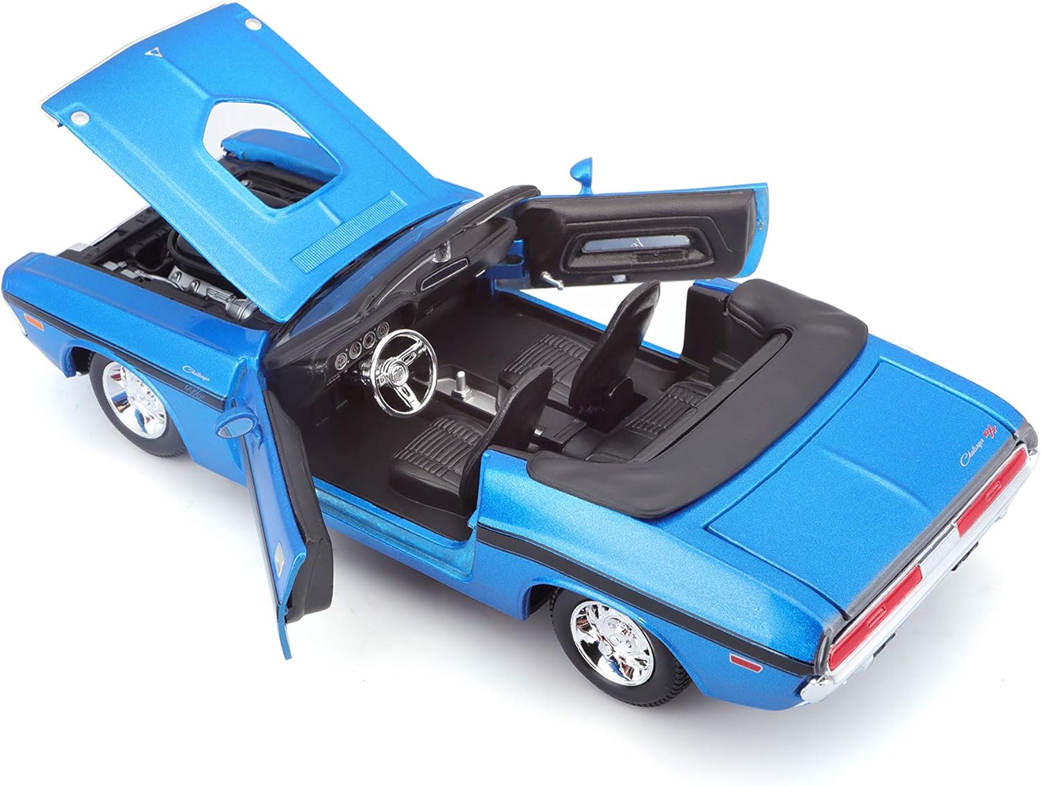 Maisto 1970 Dodge Challenger R/T Convertible 1:24 - Image 2